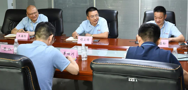 Efork and Annong University College School Enterprise Cooperation Fair was successfully held